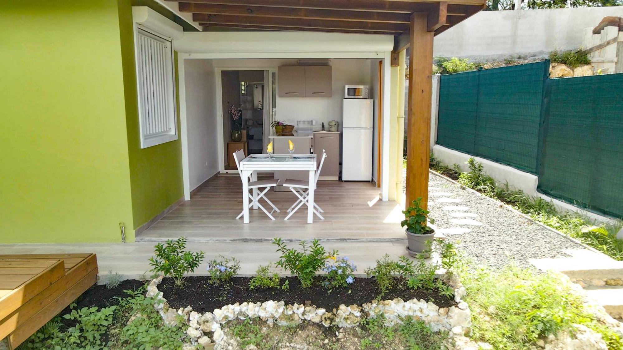Studio Avec Piscine, A 3 Minutes A Pied Des Plages Sainte-Anne Kültér fotó